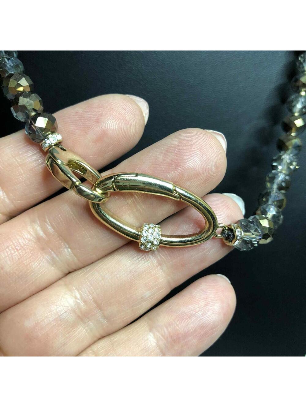 7344 White House Black Market WHBM faceted smoky bead goldtone link necklace - Picture 2 of 2